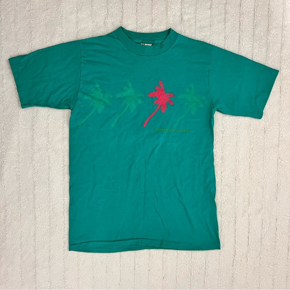 Vintage 90s single stitch “Surfers Alliance” graphic tee 🏄🏽‍♂️